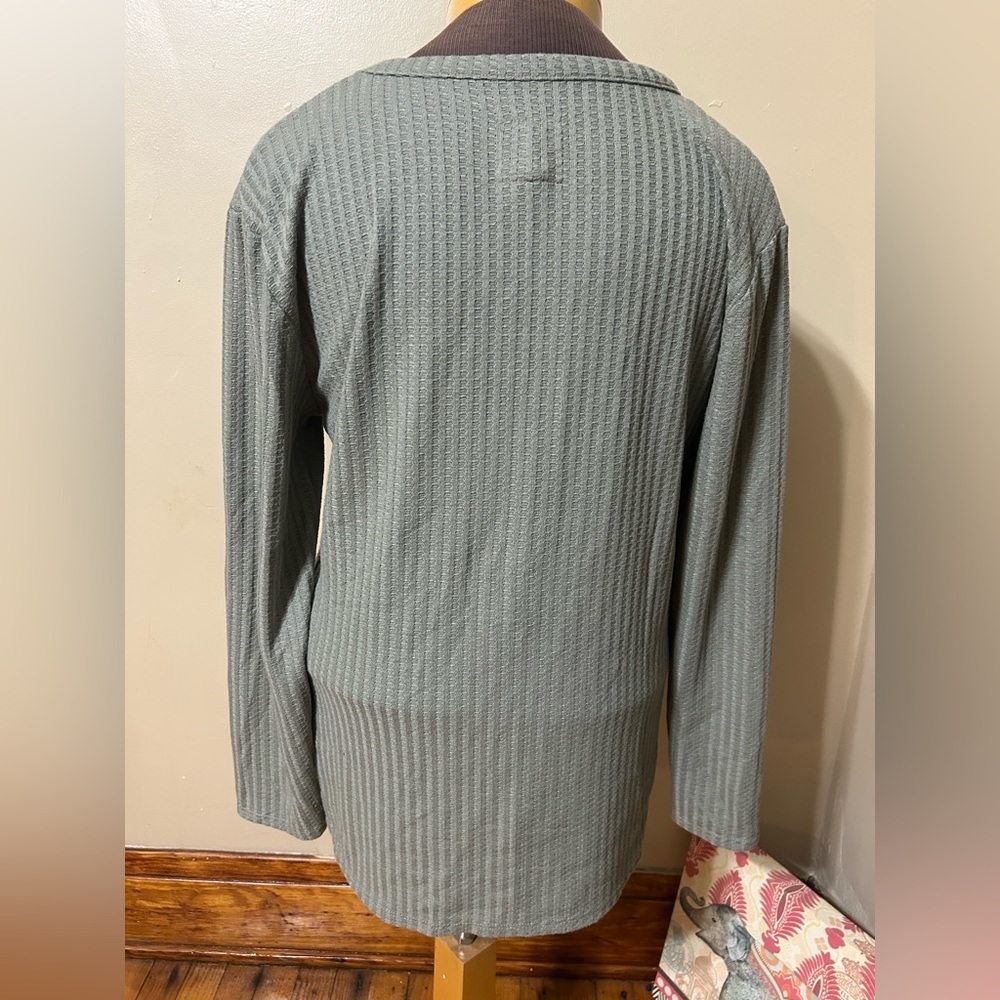 Chaser Women's Long Sleeve Waffle Knit Thermal Top Green Size XL - Picture 3 of 7